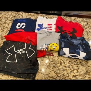 Under Armour Boys Large Lot